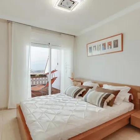 The Sunset Costa Adeje (Tenerife)