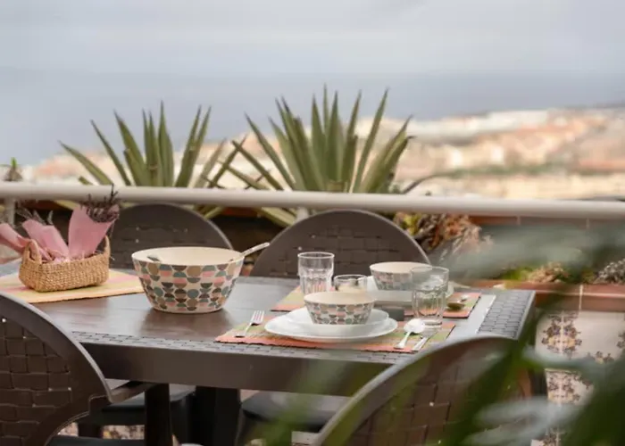 The Sunset Costa Adeje (Tenerife)